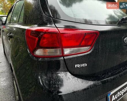 Черный Киа Рио, объемом двигателя 1.3 л и пробегом 99 тыс. км за 9820 $, фото 8 на Automoto.ua