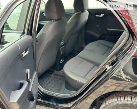 Черный Киа Рио, объемом двигателя 1.2 л и пробегом 79 тыс. км за 10100 $, фото 27 на Automoto.ua
