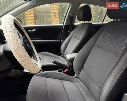 Черный Киа Рио, объемом двигателя 1.3 л и пробегом 99 тыс. км за 9820 $, фото 23 на Automoto.ua