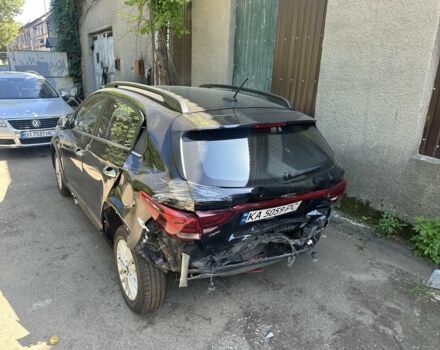 Чорний Кіа Ріо, об'ємом двигуна 1.6 л та пробігом 70 тис. км за 9900 $, фото 3 на Automoto.ua