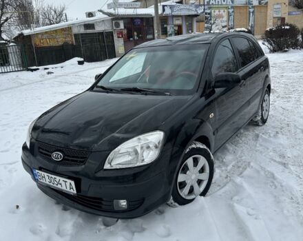 Черный Киа Рио, объемом двигателя 1.4 л и пробегом 178 тыс. км за 2100 $, фото 1 на Automoto.ua