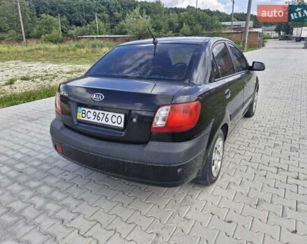 Черный Киа Рио, объемом двигателя 1.4 л и пробегом 184 тыс. км за 4500 $, фото 1 на Automoto.ua