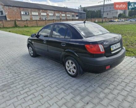Черный Киа Рио, объемом двигателя 1.4 л и пробегом 184 тыс. км за 4500 $, фото 5 на Automoto.ua