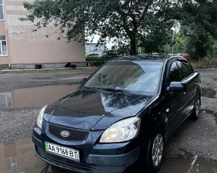 Черный Киа Рио, объемом двигателя 0 л и пробегом 300 тыс. км за 2100 $, фото 1 на Automoto.ua