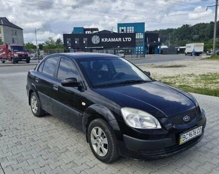 Черный Киа Рио, объемом двигателя 1.4 л и пробегом 184 тыс. км за 4500 $, фото 2 на Automoto.ua