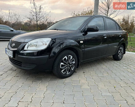 Черный Киа Рио, объемом двигателя 1.4 л и пробегом 297 тыс. км за 3999 $, фото 16 на Automoto.ua