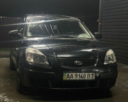 Черный Киа Рио, объемом двигателя 1.4 л и пробегом 378 тыс. км за 2650 $, фото 6 на Automoto.ua