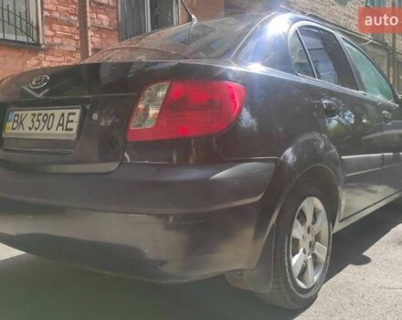 Чорний Кіа Ріо, об'ємом двигуна 1.4 л та пробігом 196 тис. км за 3600 $, фото 3 на Automoto.ua