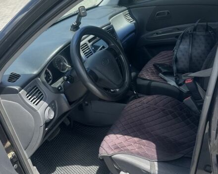 Черный Киа Рио, объемом двигателя 1.4 л и пробегом 213 тыс. км за 5124 $, фото 4 на Automoto.ua