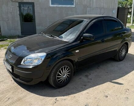Чорний Кіа Ріо, об'ємом двигуна 1.4 л та пробігом 135 тис. км за 5500 $, фото 3 на Automoto.ua