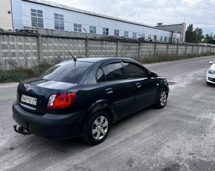 Чорний Кіа Ріо, об'ємом двигуна 1.4 л та пробігом 300 тис. км за 1998 $, фото 8 на Automoto.ua