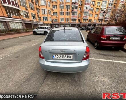 Чорний Кіа Ріо, об'ємом двигуна 1.4 л та пробігом 230 тис. км за 5800 $, фото 3 на Automoto.ua