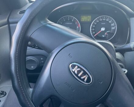 Черный Киа Рио, объемом двигателя 0 л и пробегом 205 тыс. км за 1400 $, фото 7 на Automoto.ua