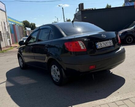 Черный Киа Рио, объемом двигателя 1.4 л и пробегом 235 тыс. км за 3200 $, фото 5 на Automoto.ua