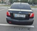 Черный Киа Рио, объемом двигателя 1.4 л и пробегом 350 тыс. км за 3633 $, фото 4 на Automoto.ua