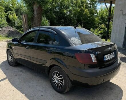 Чорний Кіа Ріо, об'ємом двигуна 1.4 л та пробігом 135 тис. км за 5500 $, фото 5 на Automoto.ua