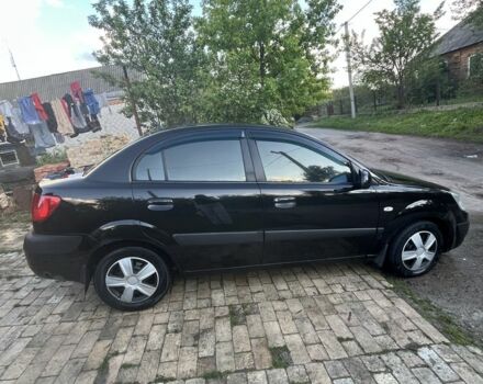 Черный Киа Рио, объемом двигателя 1.4 л и пробегом 249 тыс. км за 3500 $, фото 1 на Automoto.ua