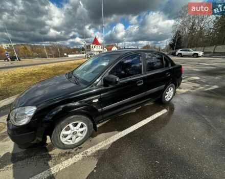 Черный Киа Рио, объемом двигателя 1.49 л и пробегом 152 тыс. км за 3200 $, фото 2 на Automoto.ua