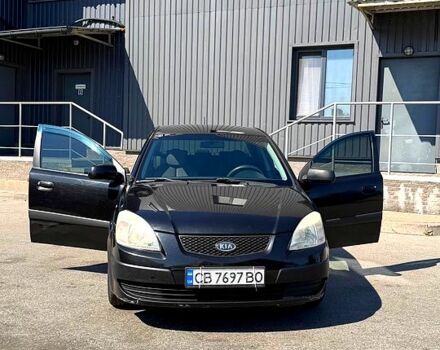 Чорний Кіа Ріо, об'ємом двигуна 1.4 л та пробігом 235 тис. км за 3200 $, фото 4 на Automoto.ua