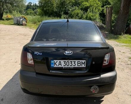 Чорний Кіа Ріо, об'ємом двигуна 1.4 л та пробігом 135 тис. км за 5500 $, фото 1 на Automoto.ua
