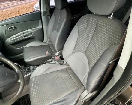 Черный Киа Рио, объемом двигателя 1.49 л и пробегом 152 тыс. км за 3200 $, фото 21 на Automoto.ua