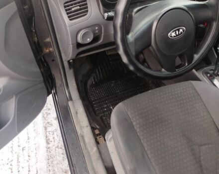 Чорний Кіа Ріо, об'ємом двигуна 0 л та пробігом 76 тис. км за 2850 $, фото 7 на Automoto.ua