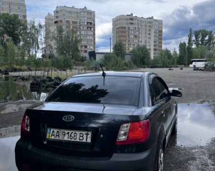 Чорний Кіа Ріо, об'ємом двигуна 1.4 л та пробігом 300 тис. км за 1998 $, фото 10 на Automoto.ua