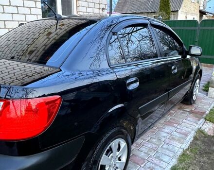 Черный Киа Рио, объемом двигателя 1.5 л и пробегом 250 тыс. км за 5500 $, фото 2 на Automoto.ua