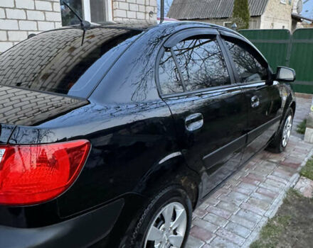 Черный Киа Рио, объемом двигателя 1.5 л и пробегом 287 тыс. км за 5500 $, фото 3 на Automoto.ua