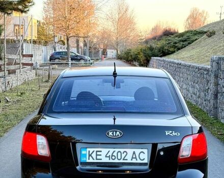 Чорний Кіа Ріо, об'ємом двигуна 1.4 л та пробігом 224 тис. км за 4999 $, фото 5 на Automoto.ua