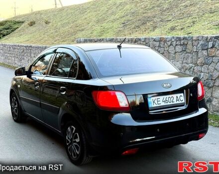 Черный Киа Рио, объемом двигателя 1.4 л и пробегом 224 тыс. км за 4999 $, фото 3 на Automoto.ua