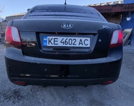 Черный Киа Рио, объемом двигателя 1.4 л и пробегом 220 тыс. км за 4400 $, фото 7 на Automoto.ua