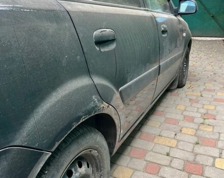 Черный Киа Рио, объемом двигателя 1.5 л и пробегом 303 тыс. км за 3000 $, фото 3 на Automoto.ua
