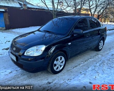 Черный Киа Рио, объемом двигателя 1.4 л и пробегом 1200 тыс. км за 5000 $, фото 1 на Automoto.ua