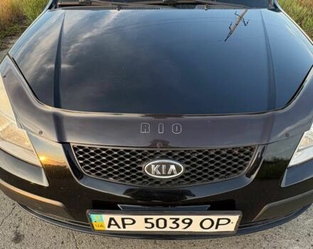 Черный Киа Рио, объемом двигателя 1.4 л и пробегом 168 тыс. км за 5500 $, фото 10 на Automoto.ua