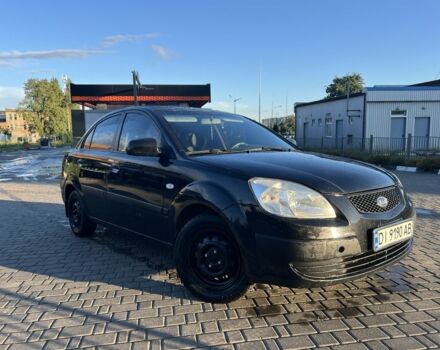 Черный Киа Рио, объемом двигателя 1.4 л и пробегом 259 тыс. км за 3300 $, фото 5 на Automoto.ua
