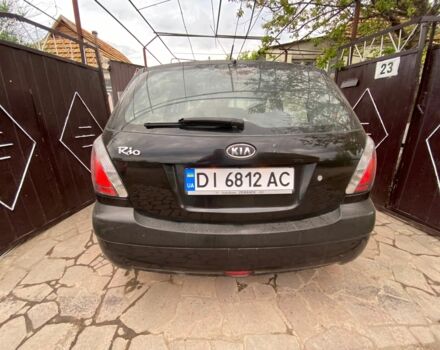 Черный Киа Рио, объемом двигателя 1.4 л и пробегом 250 тыс. км за 3399 $, фото 8 на Automoto.ua