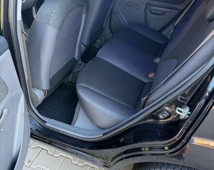 Черный Киа Рио, объемом двигателя 1.4 л и пробегом 218 тыс. км за 3500 $, фото 13 на Automoto.ua
