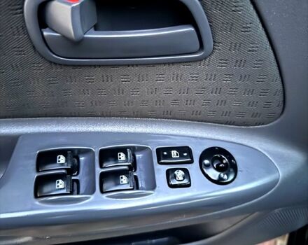 Черный Киа Рио, объемом двигателя 1.5 л и пробегом 250 тыс. км за 5500 $, фото 6 на Automoto.ua