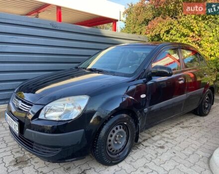 Чорний Кіа Ріо, об'ємом двигуна 1.4 л та пробігом 220 тис. км за 4500 $, фото 1 на Automoto.ua