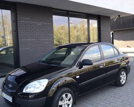 Черный Киа Рио, объемом двигателя 1.4 л и пробегом 291 тыс. км за 5500 $, фото 2 на Automoto.ua