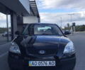 Черный Киа Рио, объемом двигателя 1.4 л и пробегом 291 тыс. км за 5500 $, фото 8 на Automoto.ua