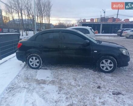 Черный Киа Рио, объемом двигателя 1.4 л и пробегом 273 тыс. км за 3700 $, фото 3 на Automoto.ua