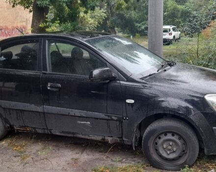 Чорний Кіа Ріо, об'ємом двигуна 1.4 л та пробігом 270 тис. км за 2198 $, фото 1 на Automoto.ua