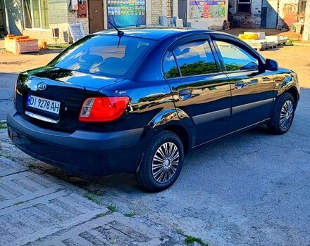 Черный Киа Рио, объемом двигателя 1.4 л и пробегом 260 тыс. км за 3100 $, фото 3 на Automoto.ua