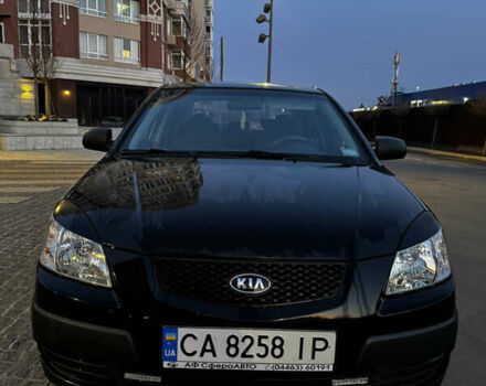 Черный Киа Рио, объемом двигателя 1.4 л и пробегом 150 тыс. км за 5400 $, фото 7 на Automoto.ua
