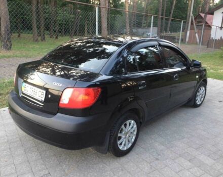 Чорний Кіа Ріо, об'ємом двигуна 1.6 л та пробігом 360 тис. км за 3900 $, фото 5 на Automoto.ua