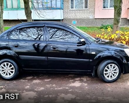 Черный Киа Рио, объемом двигателя 1.5 л и пробегом 295 тыс. км за 4750 $, фото 3 на Automoto.ua