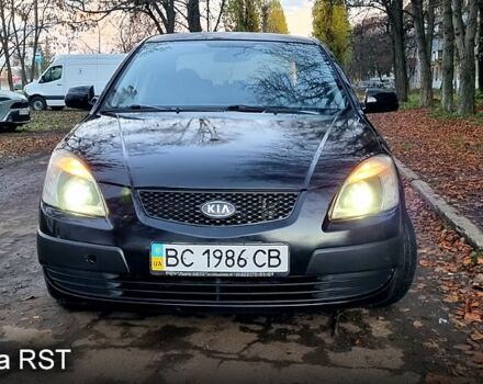 Черный Киа Рио, объемом двигателя 1.5 л и пробегом 295 тыс. км за 4750 $, фото 1 на Automoto.ua