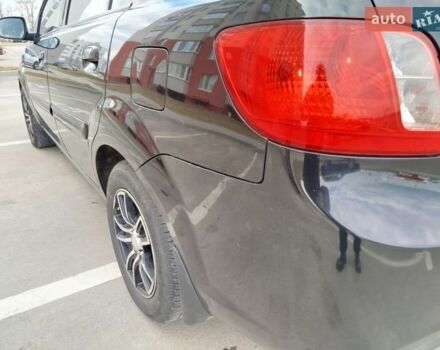 Черный Киа Рио, объемом двигателя 1.5 л и пробегом 155 тыс. км за 5650 $, фото 7 на Automoto.ua